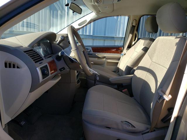 2A8HR54199R613559 - 2009 CHRYSLER TOWN & COU TOURING TAN photo 7