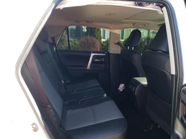 JTEBU5JR2J5601014 - 2018 TOYOTA 4RUNNER SR5/SR5 PREMIUM 白色 照片 11