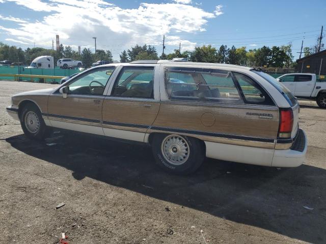 1G4BR8372NW410417 - 1992 BUICK ROADMASTER ESTATE WHITE photo 2