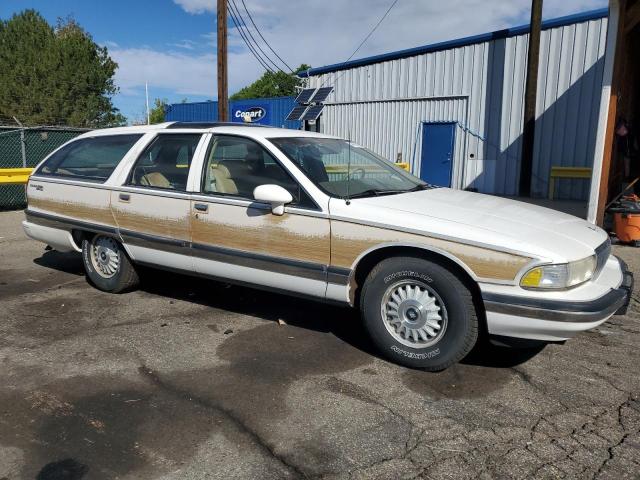1G4BR8372NW410417 - 1992 BUICK ROADMASTER ESTATE WHITE photo 4
