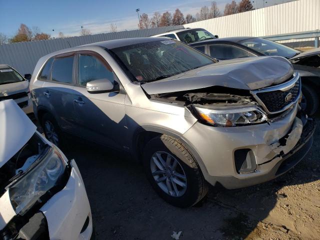 5XYKTCA60EG516171 - 2014 KIA SORENTO LX SILVER photo 4