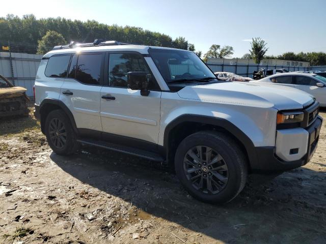 JTEABFAJ3S5017594 - 2025 TOYOTA LAND CRUISER BASE 白色 照片 4