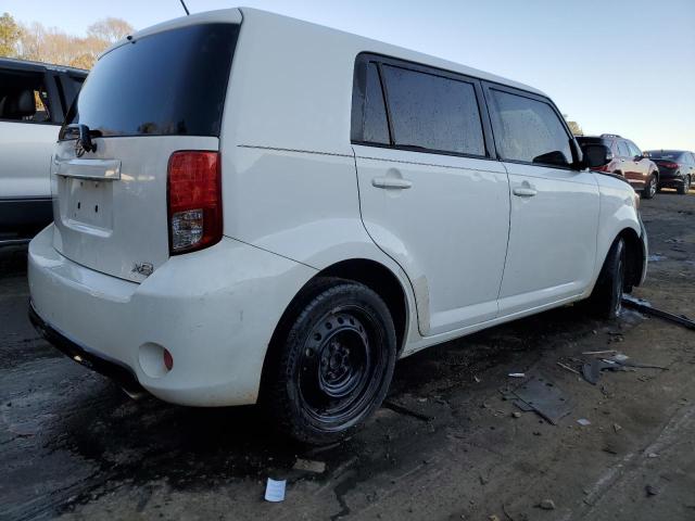 JTLZE4FE5FJ067588 - 2015 TOYOTA SCION XB WHITE photo 3