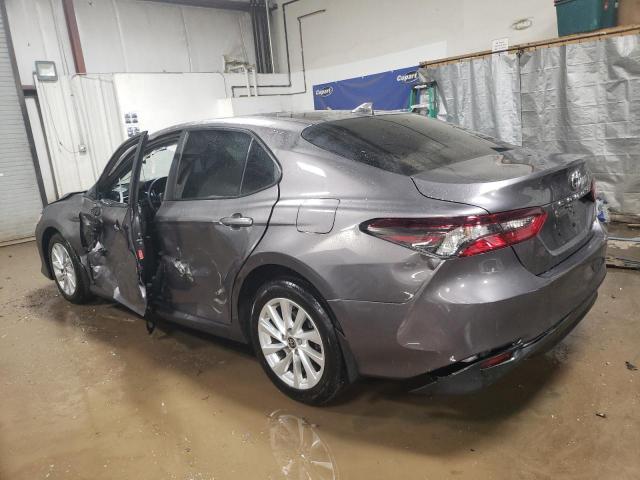 4T1C11AK7PU117444 - 2023 TOYOTA CAMRY LE GRAY photo 2