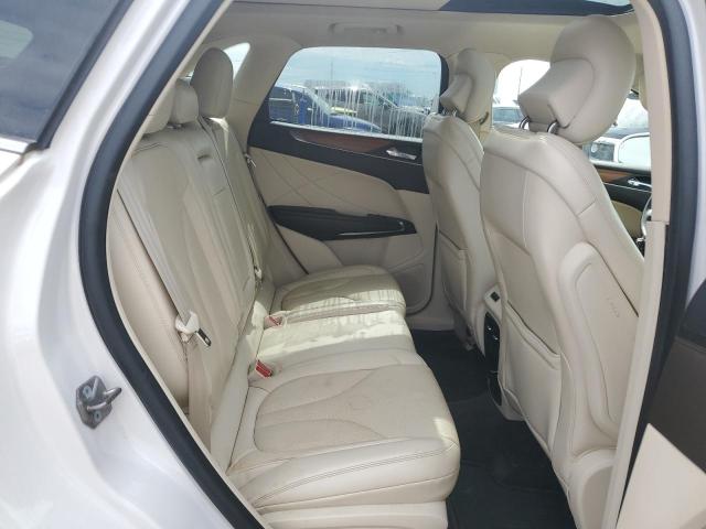 5LMCJ2A97FUJ38020 - 2015 LINCOLN MKC თეთრი ფოტო 10