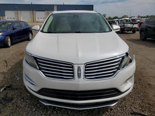 5LMCJ2A97FUJ38020 - 2015 LINCOLN MKC თეთრი ფოტო 5