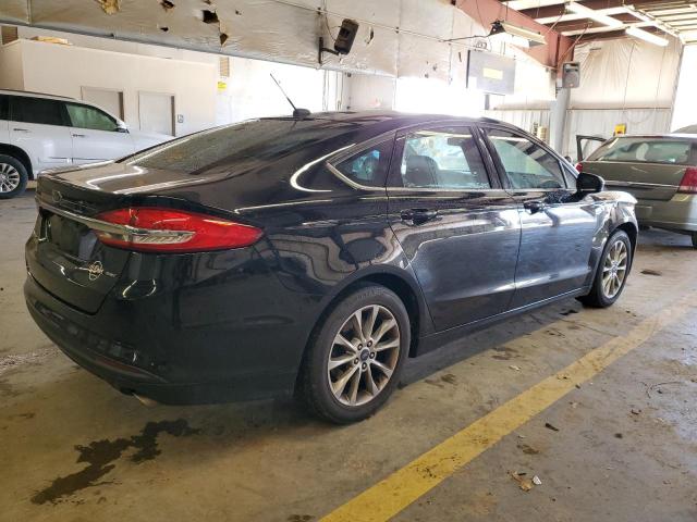 3FA6P0H78HR374929 - 2017 FORD FUSION SE BLACK photo 3