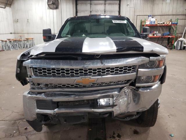 1GC4KVCG6KF195149 - 2019 CHEVROLET SILVERADO K3500 SILVER photo 5