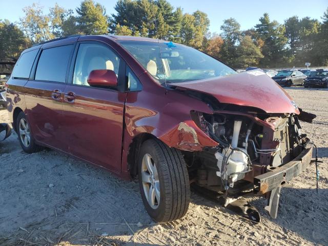 5TDKK3DC0BS046596 - 2011 TOYOTA SIENNA LE RED photo 4