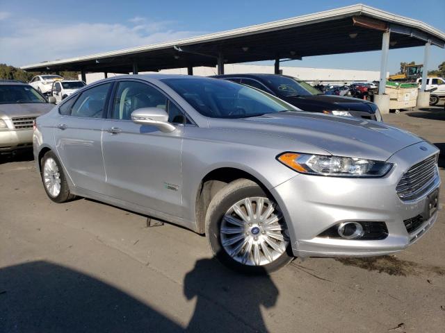 3FA6P0SU7DR282509 - 2013 FORD FUSION TITANIUM PHEV SILVER photo 4