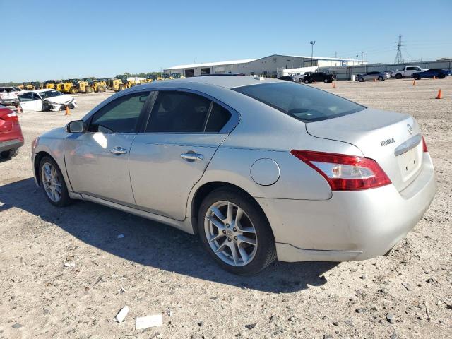 1N4AA51E99C818028 - 2009 NISSAN MAXIMA S SILVER photo 2