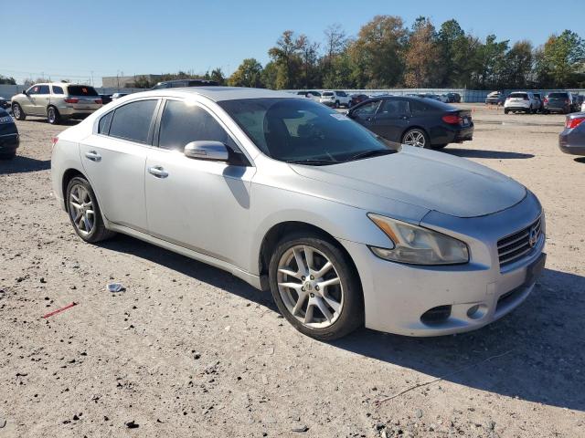 1N4AA51E99C818028 - 2009 NISSAN MAXIMA S SILVER photo 4