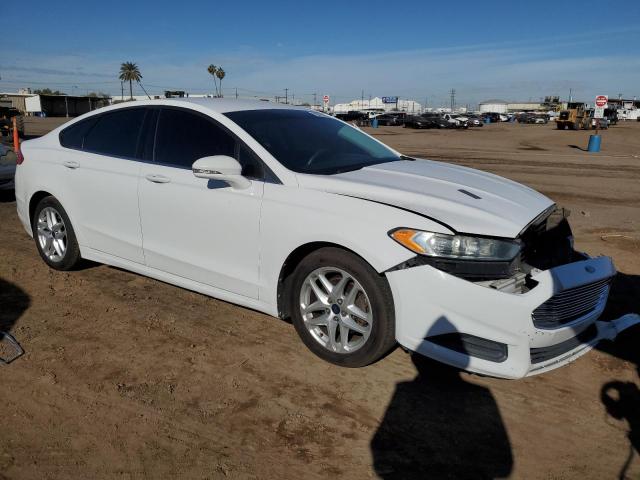 3FA6P0H70DR329915 - 2013 FORD FUSION SE WHITE photo 4