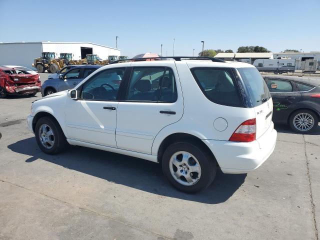 4JGAB57E95A542370 - 2005 MERCEDES-BENZ ML 350 თეთრი ფოტო 2