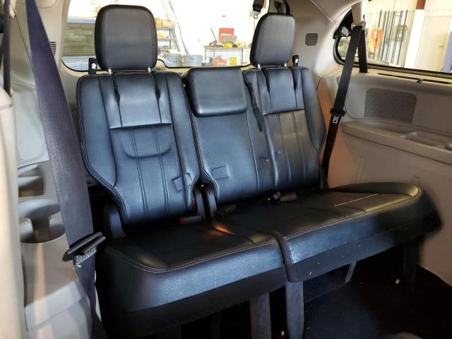 2C4RC1CG3CR136923 - 2012 CHRYSLER TOWN & COU TOURING L SILVER photo 10