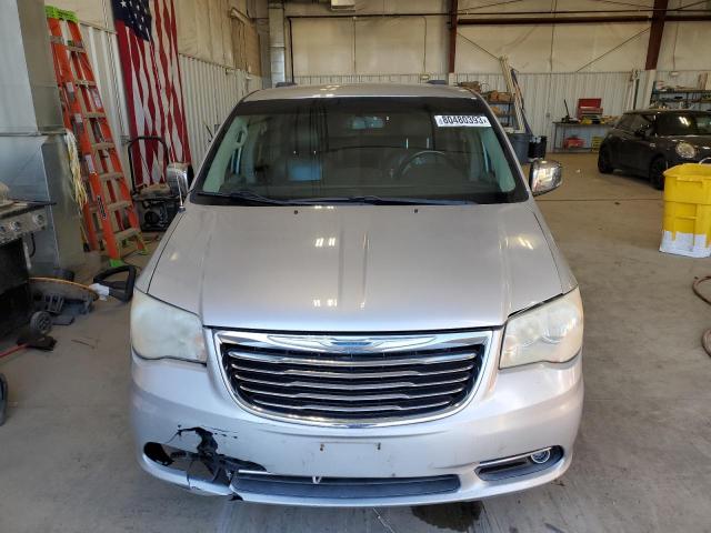 2C4RC1CG3CR136923 - 2012 CHRYSLER TOWN & COU TOURING L SILVER photo 5