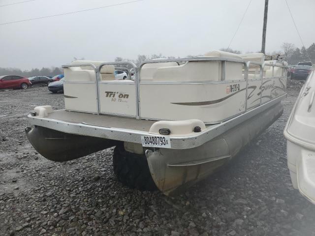 TJZ106S8K304 - 2004 OTHER PONTOON WHITE photo 2