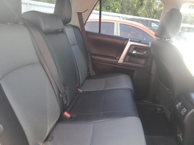 JTEZU5JR1L5215329 - 2020 TOYOTA 4RUNNER SR5 SILVER photo 11