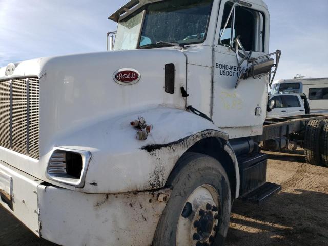 2NPNHD6X24M831043 - 2004 PETERBILT 330 WHITE photo 9