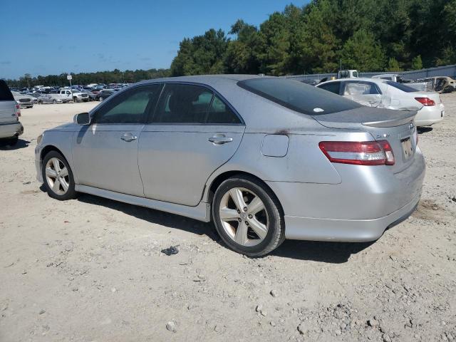 4T1BF3EK9AU058777 - 2010 TOYOTA CAMRY BASE SILVER photo 2