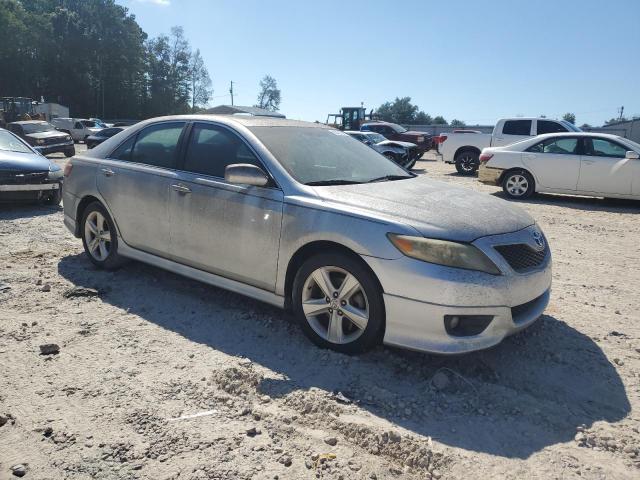 4T1BF3EK9AU058777 - 2010 TOYOTA CAMRY BASE SILVER photo 4