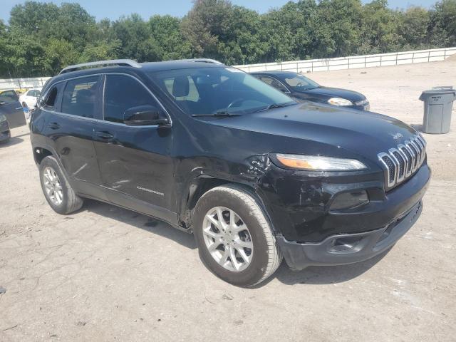 1C4PJMCS1HW615388 - 2017 JEEP CHEROKEE LATITUDE BLACK photo 4