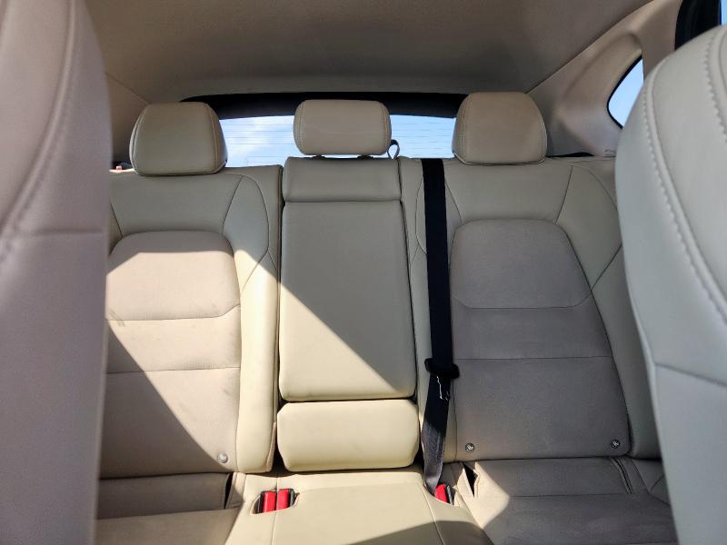 JM3KFACM0J1359136 - 2018 MAZDA CX-5 TOURING أبيض صورة 10