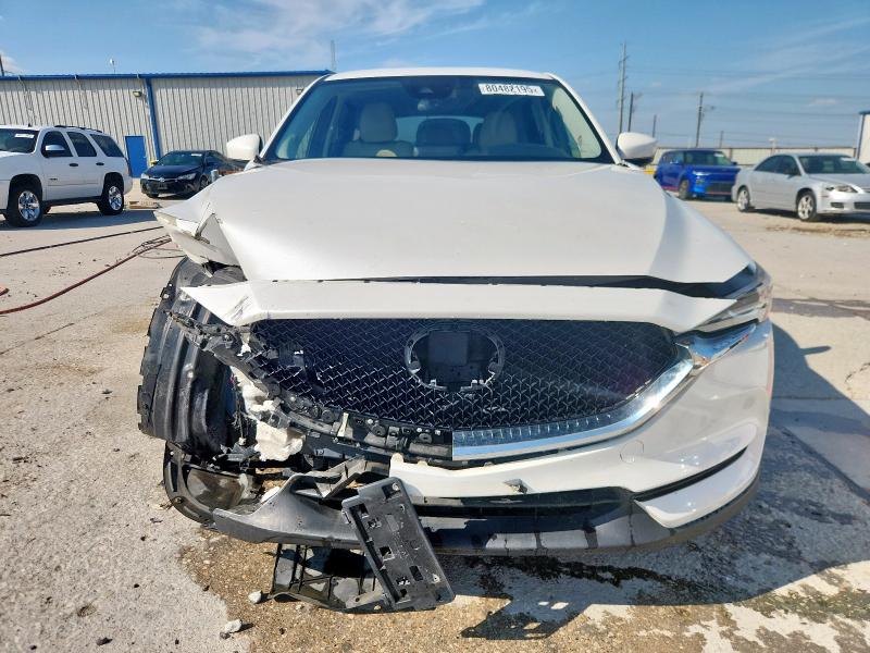 JM3KFACM0J1359136 - 2018 MAZDA CX-5 TOURING أبيض صورة 5