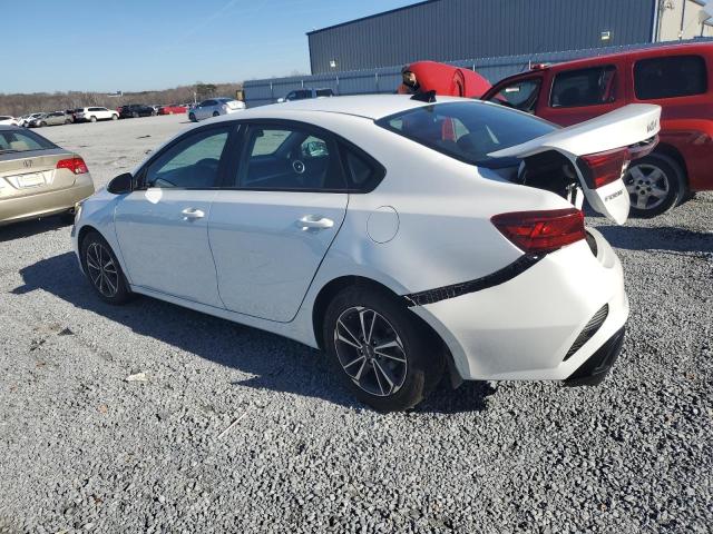 3KPF24AD7NE456606 - 2022 KIA FORTE FE WHITE photo 2