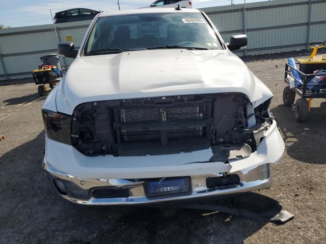 3C6RR7LT8JG197404 - 2018 RAM 1500 SLT WHITE photo 5