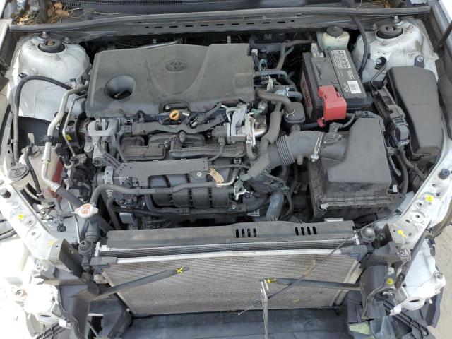 4T1B11HK6JU619824 - 2018 TOYOTA CAMRY L WHITE photo 11