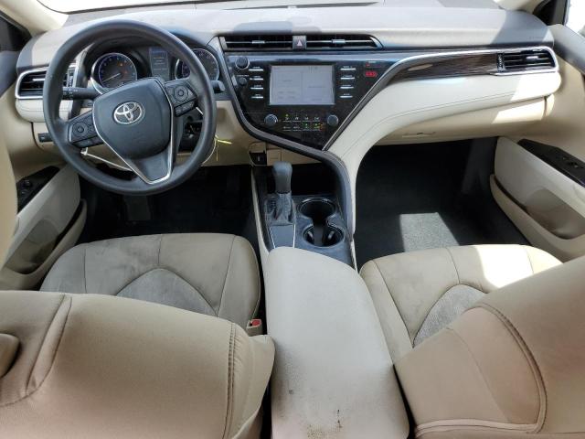 4T1B11HK6JU619824 - 2018 TOYOTA CAMRY L WHITE photo 8