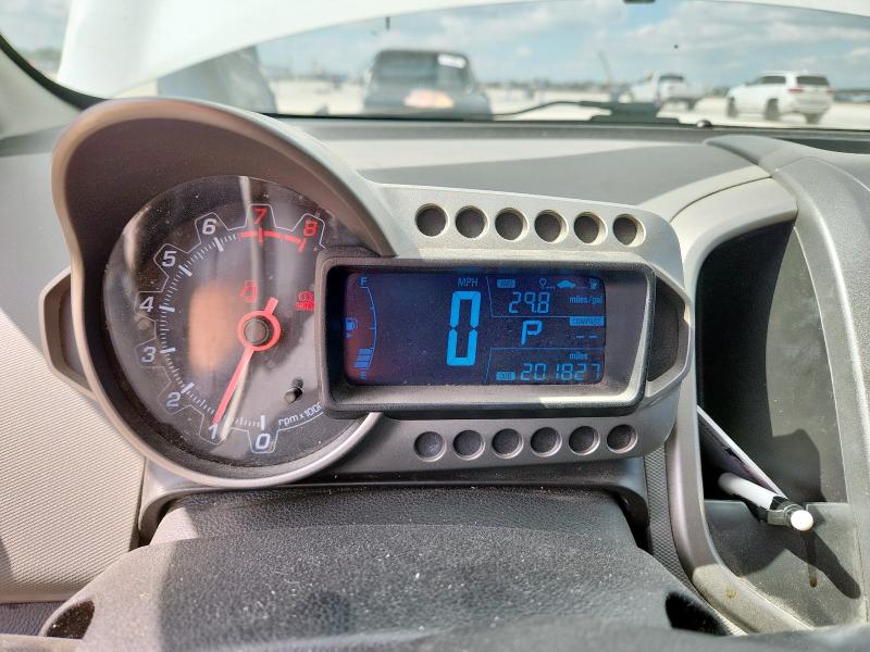 1G1JC5SH7E4192120 - 2014 CHEVROLET SONIC LT თეთრი ფოტო 9