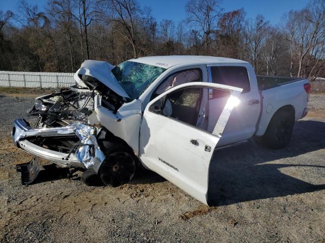 5TFEM5F19DX054739 - 2013 TOYOTA TUNDRA CREWMAX SR5 WHITE photo 1