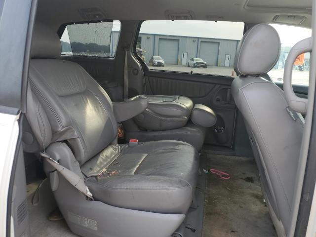 5TDZK22C87S050933 - 2007 TOYT SIENNA XLE WHITE photo 11