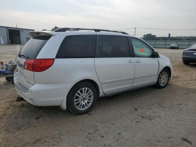 5TDZK22C87S050933 - 2007 TOYT SIENNA XLE WHITE photo 3