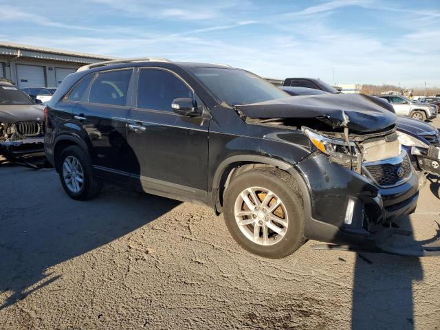 5XYKT4A65FG625524 - 2015 KIA SORENTO LX BLACK photo 4