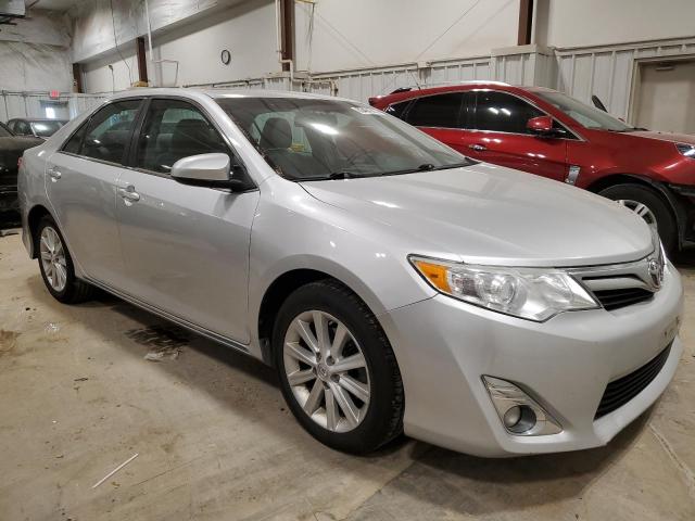 4T1BF1FK7EU816205 - 2014 TOYOTA CAMRY L SILVER photo 4