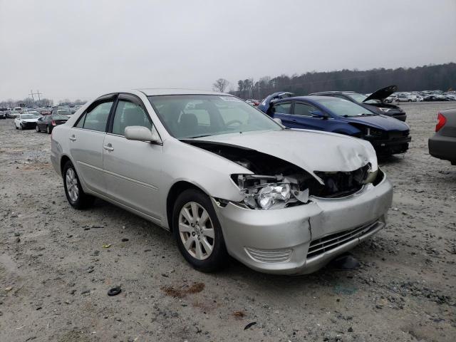 4T1BE32K85U631794 - 2005 TOYOTA CAMRY LE SILVER photo 1