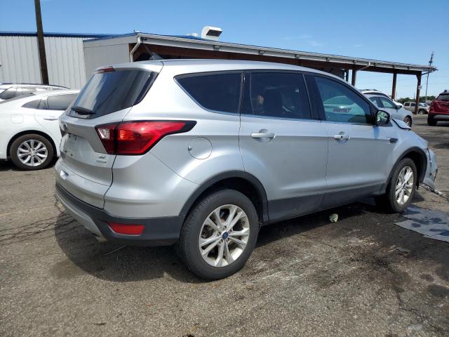 1FMCU0GD5KUA58557 - 2019 FORD ESCAPE SE ვერცხლისფერი ფოტო 3