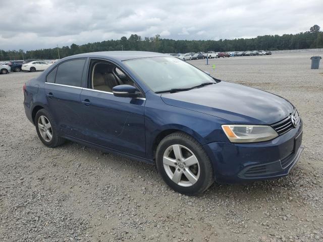 3VWDX7AJ7DM254124 - 2013 VOLKSWAGEN JETTA SE BLUE photo 4