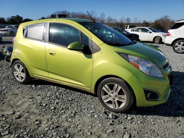 KL8CD6S90EC412627 - 2014 CHEVROLET SPARK 1LT GREEN photo 4