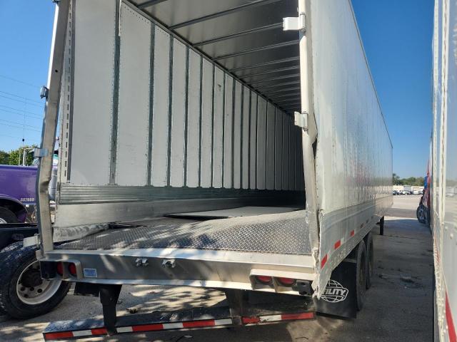 1UYVS2534R3012017 - 2024 UTILITY VS2DX Білий фото 4