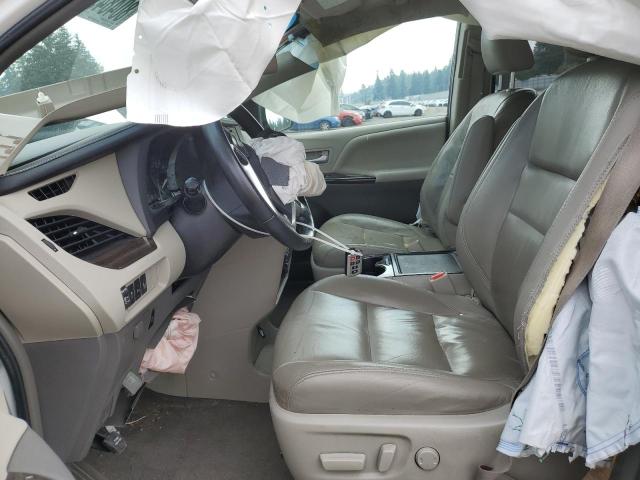 5TDYK3DC9FS675810 - 2015 TOYOTA SIENNA XLE WHITE photo 7