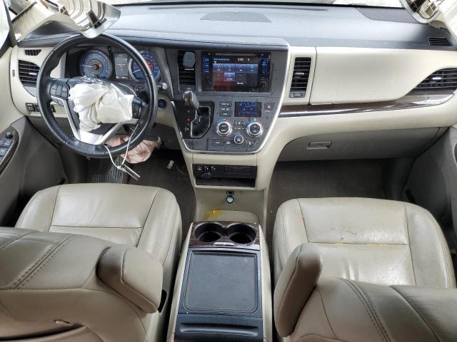 5TDYK3DC9FS675810 - 2015 TOYOTA SIENNA XLE WHITE photo 8