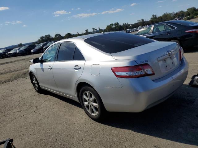 4T1BF3EK6AU036252 - 2010 TOYOTA CAMRY BASE SILVER photo 2