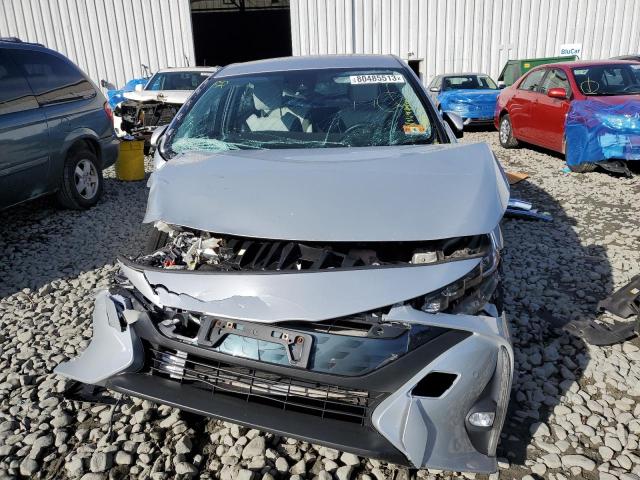 JTDKARFP3H3000731 - 2017 TOYOTA PRIUS PRIM ვერცხლისფერი ფოტო 5