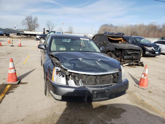 1G6KD57Y89U134060 - 2009 CADILLAC DTS GRAY photo 5