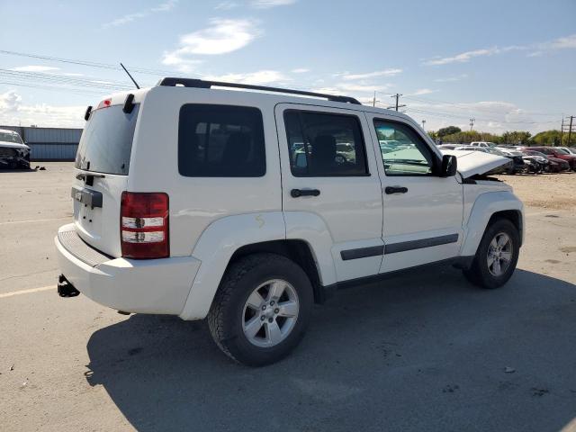 1J8GN28K09W540890 - 2009 JEEP LIBERTY SPORT WHITE photo 3