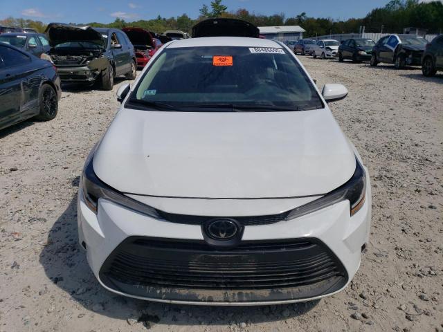5YFB4MDEXRP126525 - 2024 TOYOTA COROLLA LE 白色 照片 5